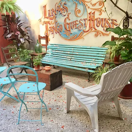 Lina'S Tango Guesthouse Buenos Aires Exterior photo
